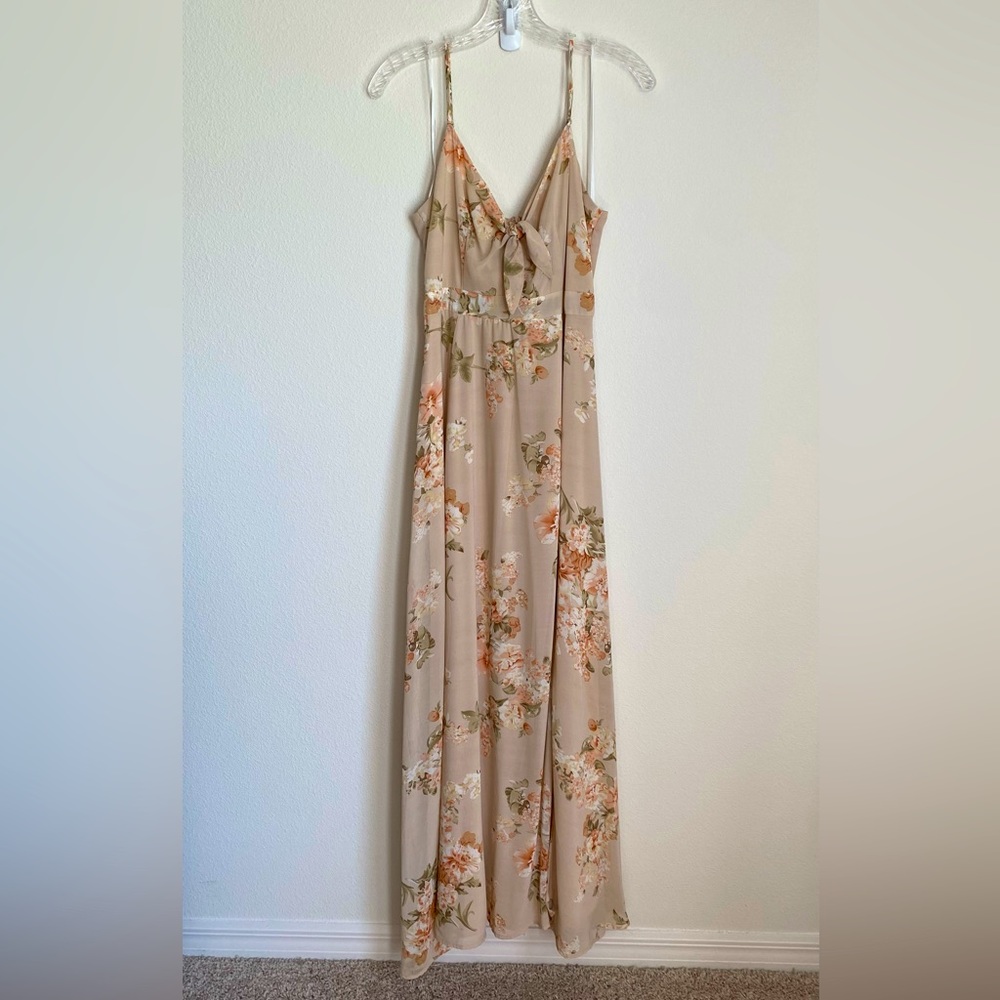 NWT - Aakaa - Size L - Tan/Taupe Floral Maxi Dress